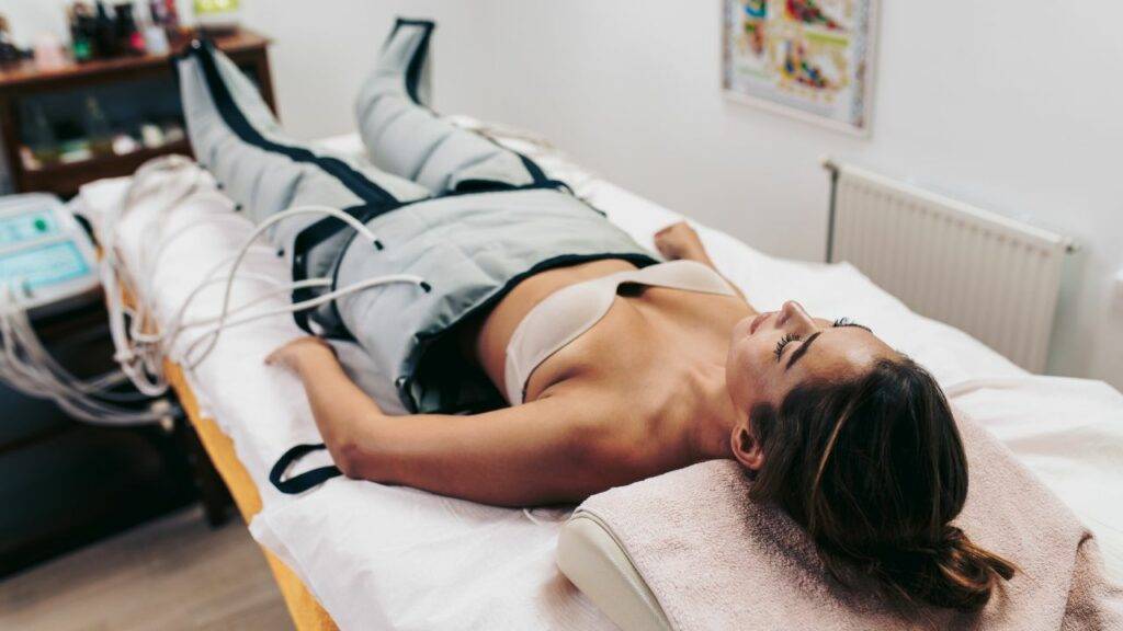 Recupera tu silueta tras el verano con Presoterapia e Inshape 2 Banco de imagenes 10